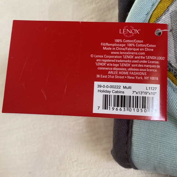 Lenox potholder set. “Holiday Cabin” NWT - Picture 3 of 8